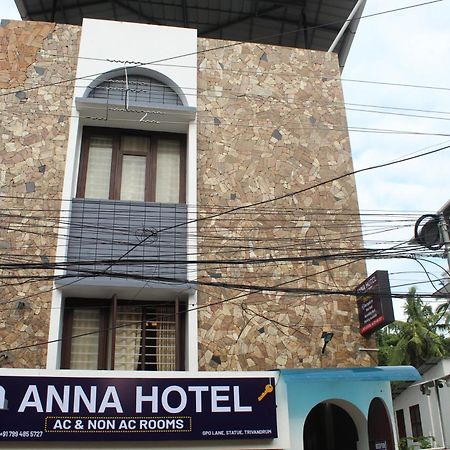 Anna Hotel Thiruvananthapuram Zewnętrze zdjęcie