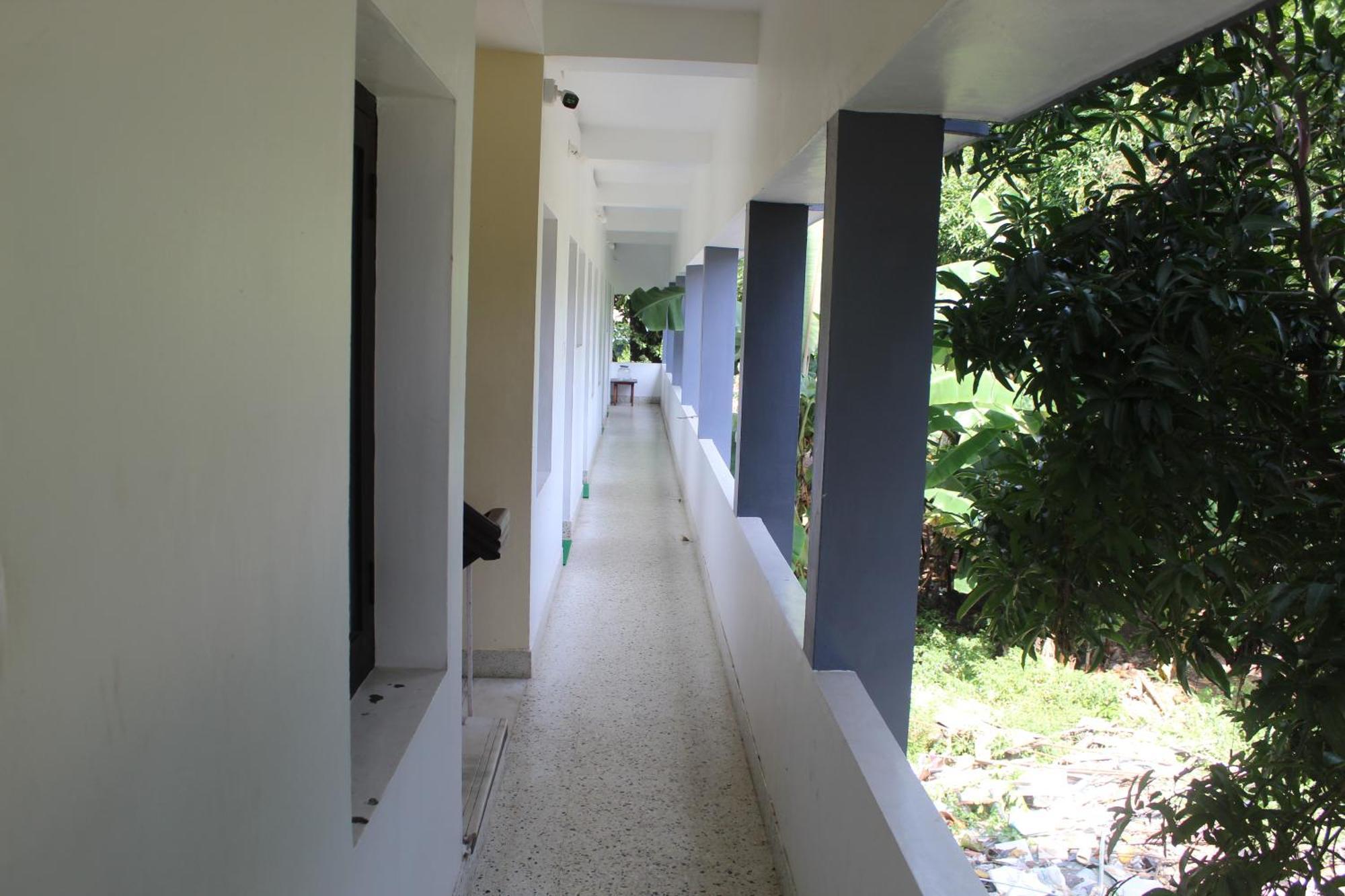 Anna Hotel Thiruvananthapuram Zewnętrze zdjęcie